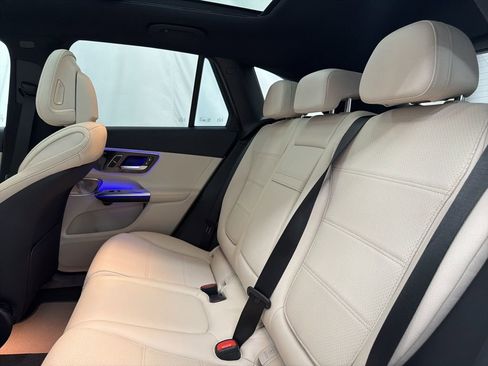 New 2026 Mercedes-Benz GLC 300 image 19