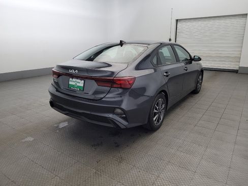 Used 2023 Kia Forte LXS image 9