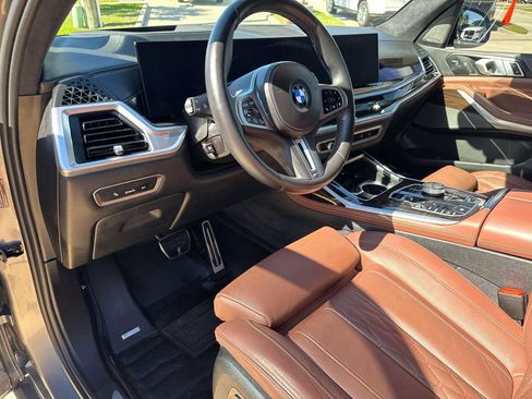 Used 2024 BMW X7 M60i w/ Executive Package AWD/4WD image 21