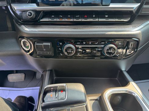 Certified 2023 Chevrolet Silverado 1500 LTZ w/ LTZ Convenience Package II AWD/4WD image 22