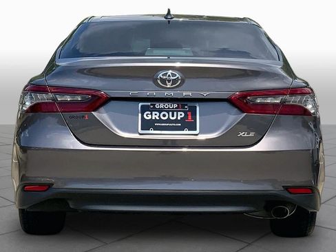 Used 2024 Toyota Camry XLE FWD image 5