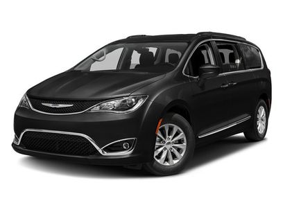 Used 2017 Chrysler Pacifica Touring-L w/ Tire & Wheel Group