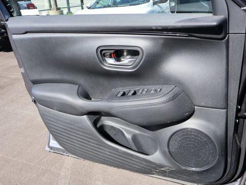 Used 2026 Honda HR-V LX image 29