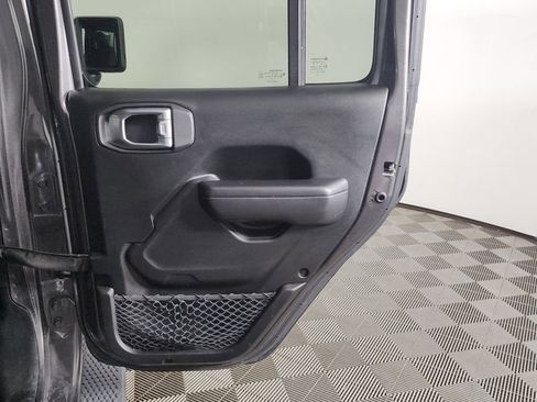 Used 2019 Jeep Wrangler Unlimited Sport image 30