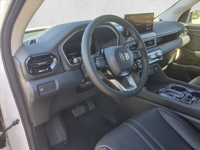 New 2026 Honda Pilot Touring image 3
