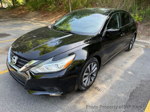 Used 2017 Nissan Altima 2.5 SV FWD image 23