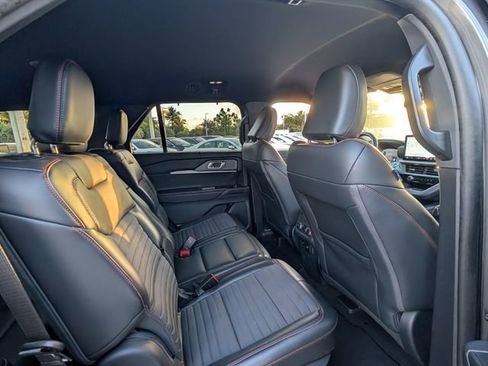 Used 2025 Ford Explorer ST-Line w/ Premium Package image 12