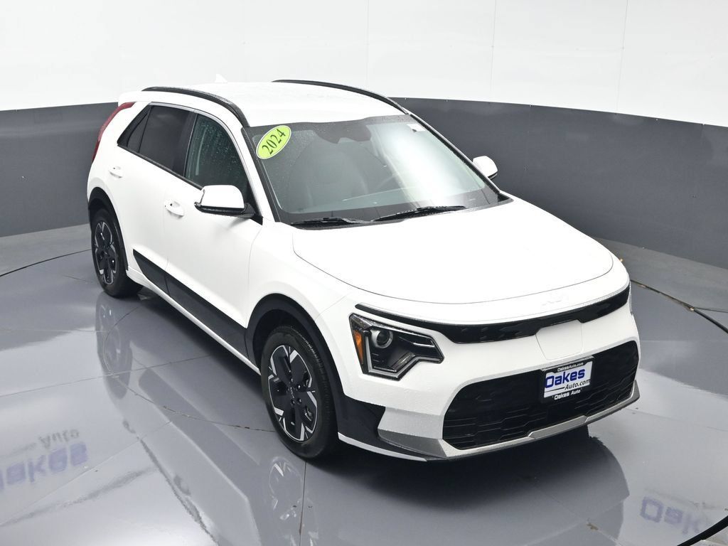 Certified 2024 Kia Niro Wind w/ Wind Preserve Package FWD image 47