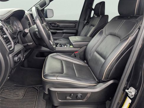 Used 2022 RAM 1500 Limited AWD/4WD image 11