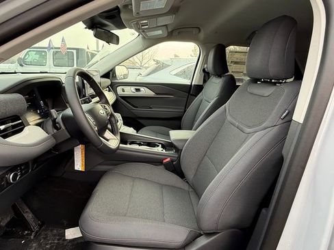 New 2026 Ford Explorer Active image 11