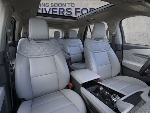 New 2026 Ford Explorer Platinum AWD/4WD image 10