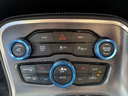 Used 2016 Dodge Challenger R/T Scat Pack image 21