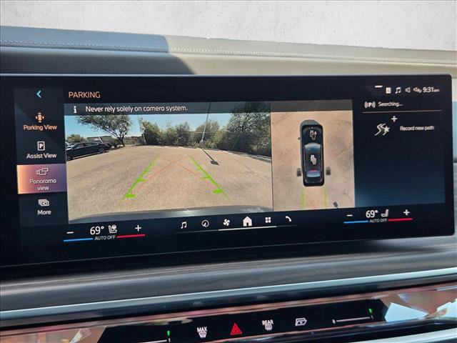 Certified 2025 BMW i7 xDrive60 AWD/4WD image 19