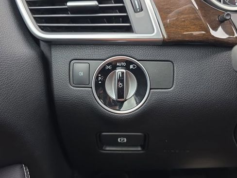 Used 2014 Mercedes-Benz GL 350 BlueTEC 4MATIC image 27