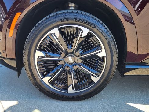 New 2025 Cadillac Escalade IQ Sport 1 AWD/4WD image 36