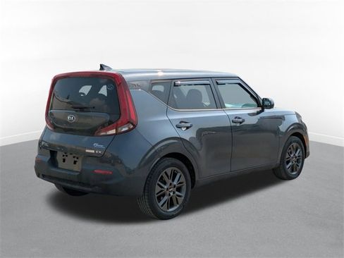 Used 2021 Kia Soul EX image 2