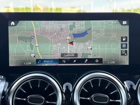 Used 2023 Mercedes-Benz EQB 250+ w/ Exclusive Package image 8