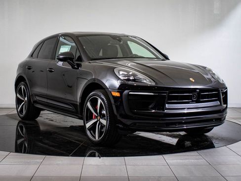 New 2026 Porsche Macan S AWD/4WD image 10