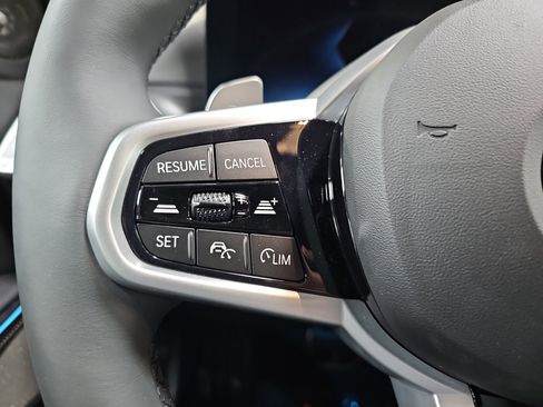 New 2026 BMW 330i Sedan w/ M Sport Package image 19