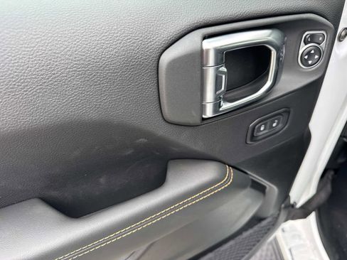 New 2025 Jeep Gladiator Sport image 35