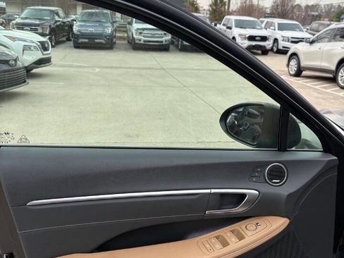 Used 2021 Hyundai Sonata Limited image 5