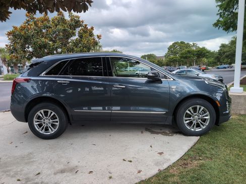 Used 2020 Cadillac XT5 Premium Luxury AWD/4WD image 11