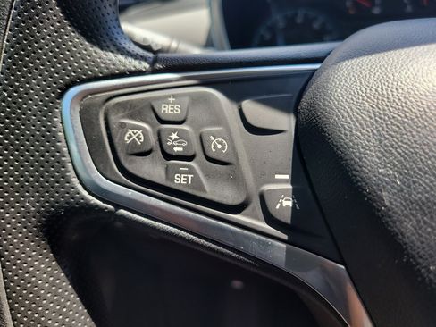 Used 2022 Chevrolet Equinox LS FWD image 29