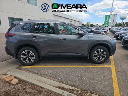 Used 2023 Nissan Rogue SV w/ SV Premium B Package AWD/4WD image 3