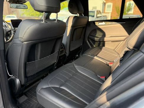 Used 2018 Mercedes-Benz GLE 350 4MATIC image 35