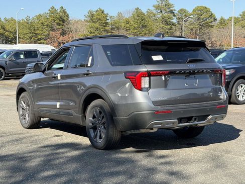 New 2026 Ford Explorer Active w/ Active Comfort Package image 6