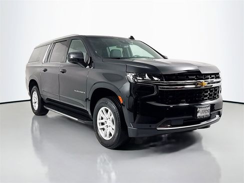 Used 2024 Chevrolet Suburban LS w/ Driver Alert Package image 3