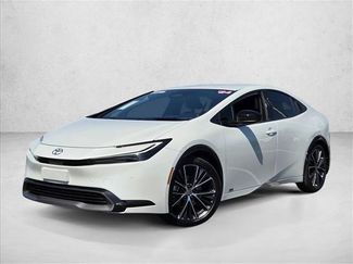 Used 2024 Toyota Prius XLE video 1