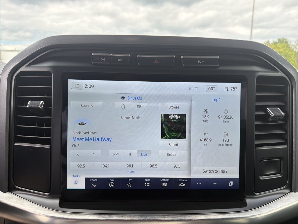 Used 2023 Ford F150 Lariat AWD/4WD image 23