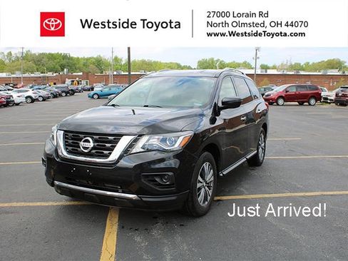 Used 2020 Nissan Pathfinder S AWD/4WD image 1