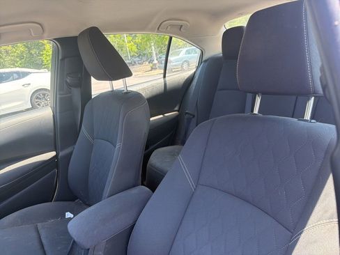 Used 2023 Toyota Corolla LE FWD image 8