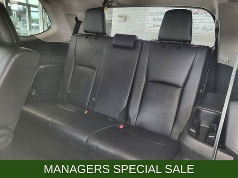 Used 2025 Toyota Grand Highlander AWD image 23