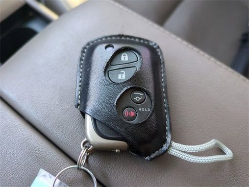 Used 2011 Lexus GX 460 image 37