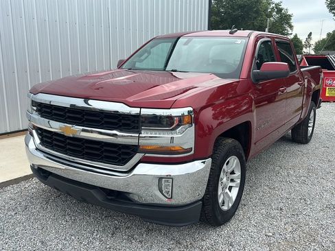 Used 2018 Chevrolet Silverado 1500 LT w/ All Star Edition AWD/4WD image 13