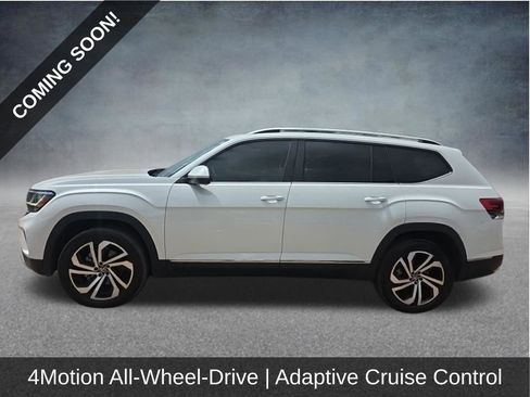 Used 2023 Volkswagen Atlas SEL AWD/4WD image 2