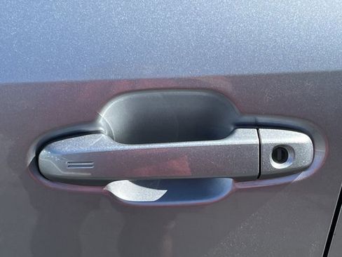 Used 2024 Subaru Crosstrek 2.5i Sport image 33