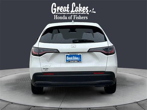 Certified 2026 Honda HR-V LX image 4