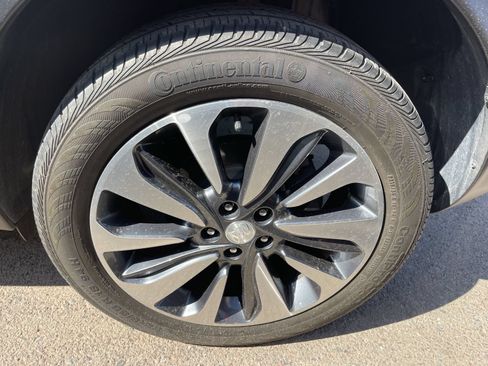 Used 2022 Buick Encore Preferred w/ Safety Package FWD image 4