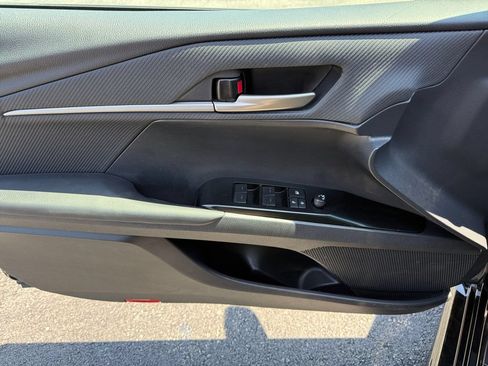 Certified 2025 Toyota Camry SE FWD image 27