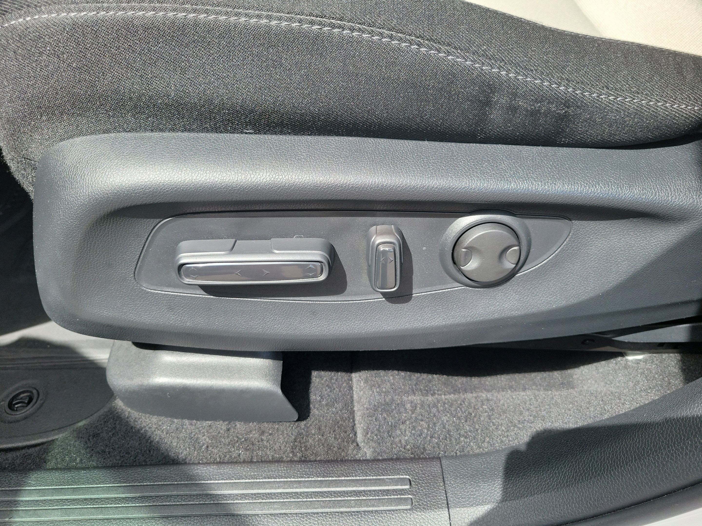 Used 2024 Honda CR-V EX image 26