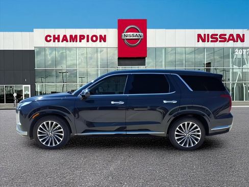 Used 2024 Hyundai Palisade Calligraphy image 4