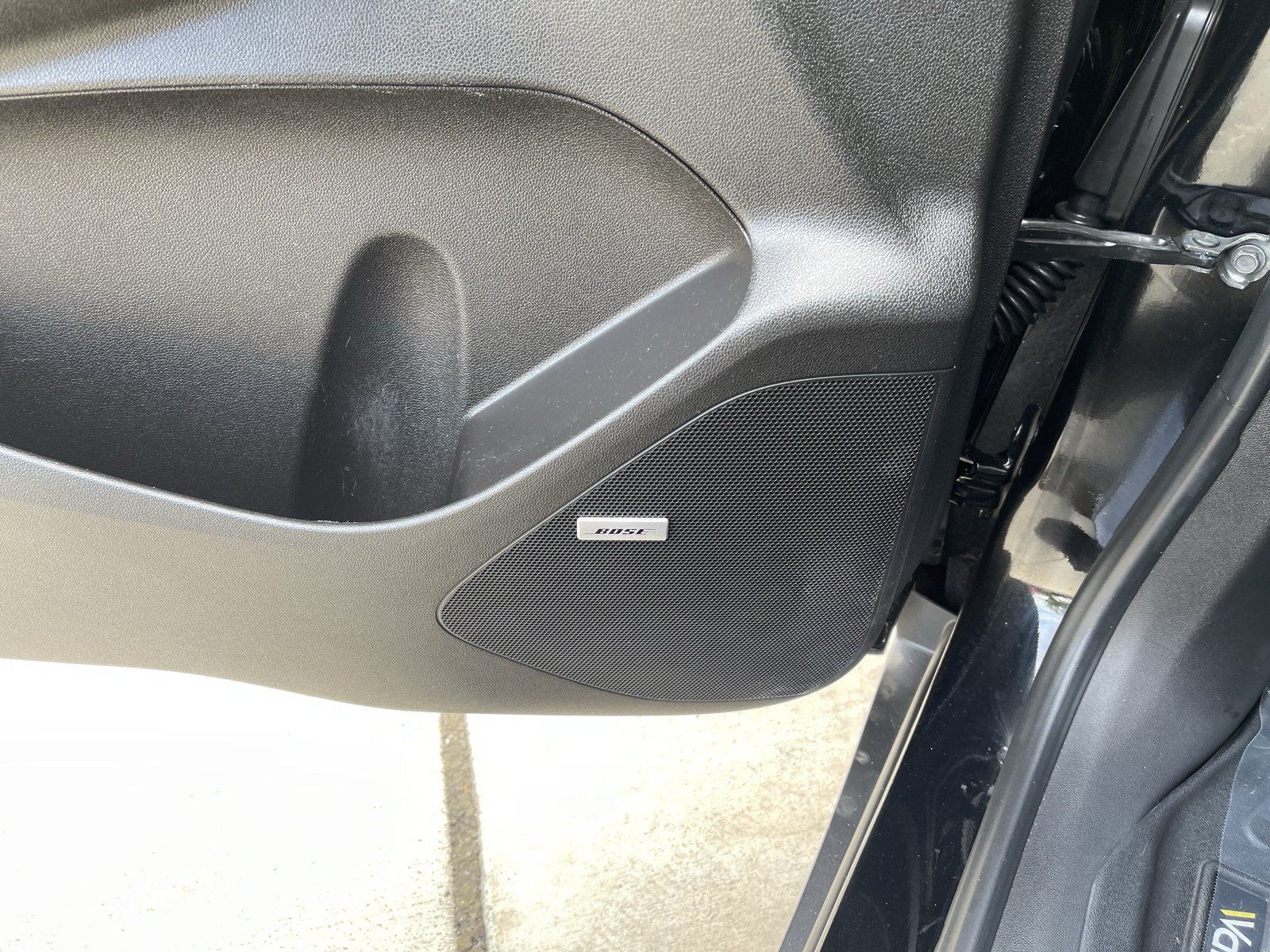 Used 2023 Chevrolet Bolt LT w/ Infotainment Package FWD image 23