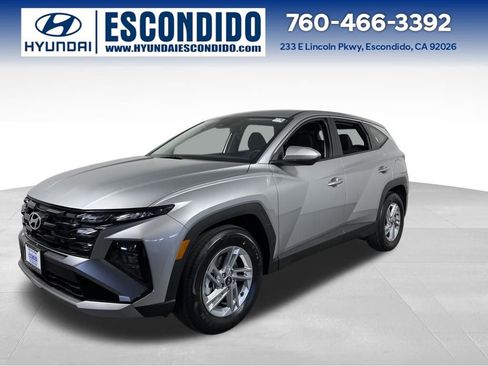New 2026 Hyundai Tucson SE image 1