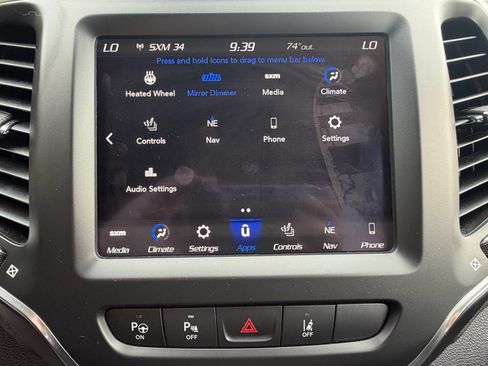 Used 2023 Jeep Cherokee Altitude Lux AWD/4WD image 38