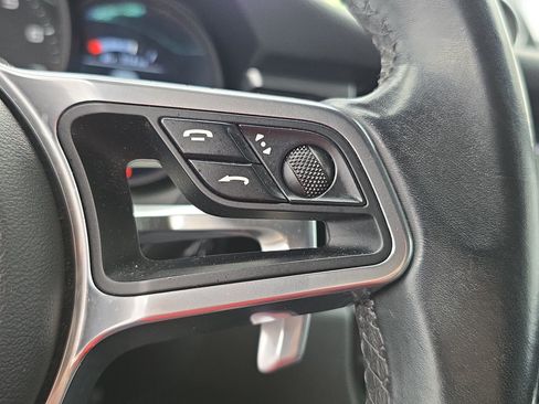 Used 2021 Porsche Macan AWD/4WD image 18
