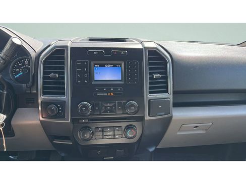 Used 2018 Ford F150 XLT AWD/4WD image 15